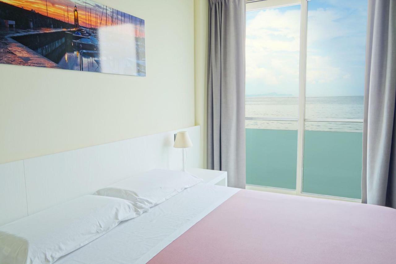 Garda Rooms Desenzano del Garda Kültér fotó